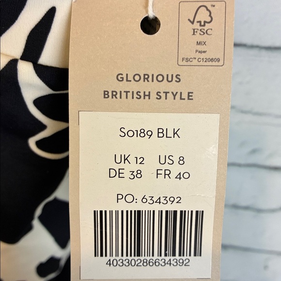 Boden NWT Palermo Ruffle V Swimsuit Black & White Nero/Oriental Bird US 8 Preppy - Picture 6 of 16